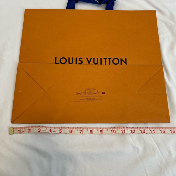 Authentic Louis Vuitton shopping bag. LV shopping bag - Picture 2 of 3